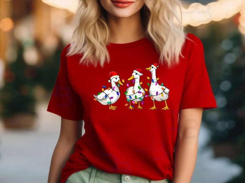 Merry Christmas Santa , Reindeer Shirt Cute Christmas Shirt Women's Christmas Shirt Holiday, Duck Christmas T-shirt